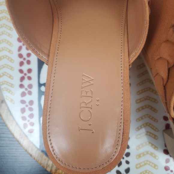 J. Crew Camel Faux Suede Clogs Wood Heel EUC women's SZ 7.5 - Picture 11 of 12